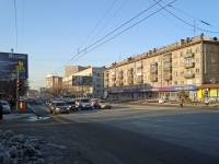 Novosibirsk, st Narodnaya, house 1/1. Apartment house