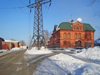 Новосибирск, улица Белинского, дом 157. офисное здание