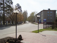 Novosibirsk, Aksenov st, house 46. Apartment house