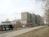Novosibirsk, st Berdyshev, house 5. Apartment house