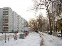 Новосибирск, улица Российская, дом 17. многоквартирный дом