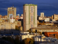 Новосибирск, улица Сибирская, дом 42. многоквартирный дом