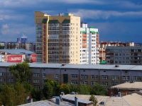 Новосибирск, улица Кирова, дом 108. многоквартирный дом