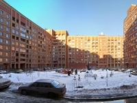 Novosibirsk, Vladimirovskaya st, house 21. Apartment house