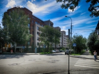 Novosibirsk, Uritsky st, house 6. Apartment house