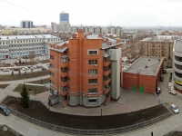 Novosibirsk, Komsomolsky avenue, house 15. Apartment house