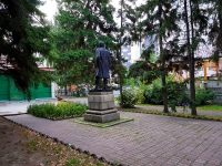 Novosibirsk, monument С.М. КировуLenin st, monument С.М. Кирову