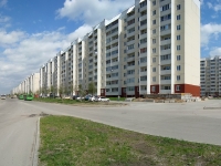Novosibirsk, st Vysotsky, house 48. Apartment house