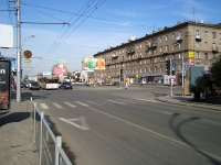 Novosibirsk, st Krylov, house 7. Apartment house