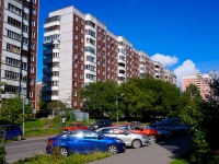 Novosibirsk, Deputatskaya st, house 60. Apartment house
