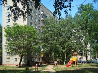 Novosibirsk, Petukhov st, house 58. Apartment house