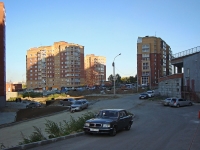 Novosibirsk, st Startovaya, house 3. Apartment house