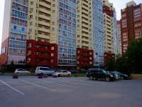 Новосибирск, улица Нижегородская, дом 18. многоквартирный дом