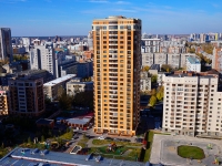 Novosibirsk, Derzhavin st, house 49. Apartment house
