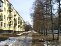 Novosibirsk, Zhemchuzhnaya st, house 32. Apartment house
