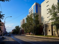 Новосибирск, улица Серебренниковская, дом 19 к.1. офисное здание