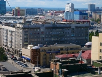 Новосибирск, улица Серебренниковская, дом 37. многоквартирный дом