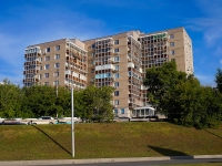 Novosibirsk, Kommunisticheskaya st, house 77. Apartment house