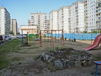 Novosibirsk, st Kropotkin, house 134. Apartment house