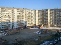 Novosibirsk, st Kropotkin, house 136. Apartment house