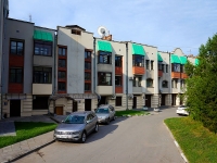 Новосибирск, улица Инская, дом 67. многоквартирный дом