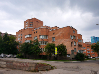 Novosibirsk, Shevchenko st, house 35. Apartment house