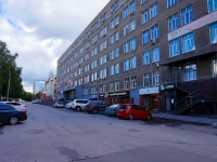 Новосибирск, офисное здание БЦ "На ОКТЯБРЬСКОЙ", улица Октябрьская, дом 42