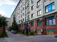 Novosibirsk, Oktyabrskaya st, house 34. Apartment house