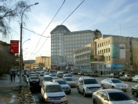 Новосибирск, улица Писарева, дом 1. офисное здание