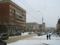 Новосибирск, улица Сибревкома, дом 3. многоквартирный дом