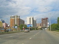 Новосибирск, улица Сибревкома, дом 7. офисное здание