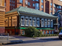 Новосибирск, улица Сибревкома, дом 18. офисное здание