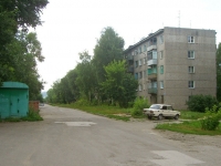 Новосибирск, улица Красный Факел, дом 10. многоквартирный дом