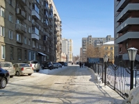 Новосибирск, улица Трудовая, дом 15. многоквартирный дом