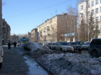 Новосибирск, улица Потанинская, дом 3. многоквартирный дом