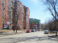 Новосибирск, улица Революции, дом 10. многоквартирный дом
