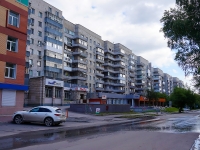 Novosibirsk, Revolyutsii st, house 6. Apartment house