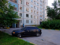 Новосибирск, улица Сакко и Ванцетти, дом 48. многоквартирный дом