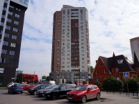 Novosibirsk, Sakko i Vantsetti st, house 74. Apartment house