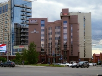 Новосибирск, офисное здание БЦ "Ланта-Бизнес", улица Октябрьская магистраль, дом 2