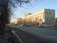 Новосибирск, улица Танковая, дом 72. офисное здание