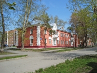 Novosibirsk, Tenistaya st, house 10. Apartment house