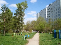 Новосибирск, улица Тружеников, дом 9. многоквартирный дом