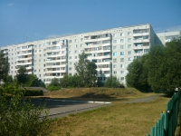 Omsk, Yaroslav Gashek st, 房屋 13/1. 公寓楼