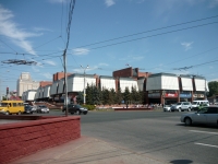 Omsk, st Internatsionalnaya, house 43. shopping center
