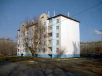 Omsk, 3rd Zheleznodorozhnaya st, 房屋 5. 公寓楼