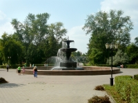 Omsk, 喷泉 Около Администрации городаGagarin st, 喷泉 Около Администрации города