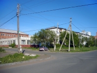 Omsk, Kharkovskaya st, 房屋 15. 公寓楼