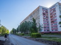 Orenburg, Yunykh Lenintsev st, 房屋 1. 公寓楼