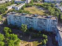 Orenburg, Yunykh Lenintsev st, 房屋 7/1. 公寓楼